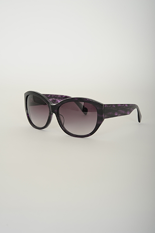 SUNGLASS