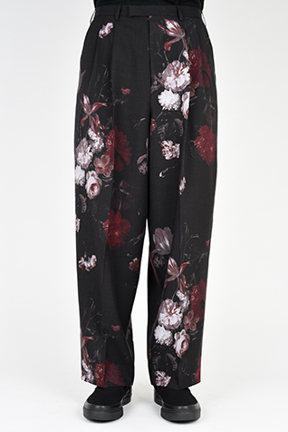 <span class="restock">再入荷</span>
2TUCK WIDE SLACKS