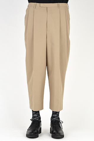2TUCK WIDE
CROPPED SLACKS