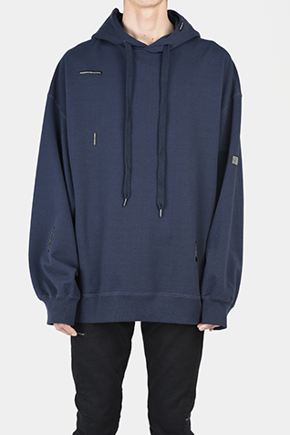SUPER BIG
PULLOVER PARKA