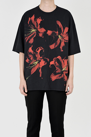 <span class="restock">再入荷</span>
SUPER BIG T-SHIRT