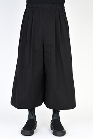3TUCK
CROPPED WIDE PANTS