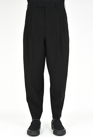 2TUCK TAPERED
WIDE SLACKS