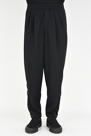 2TUCK TAPERED
WIDE PANTS