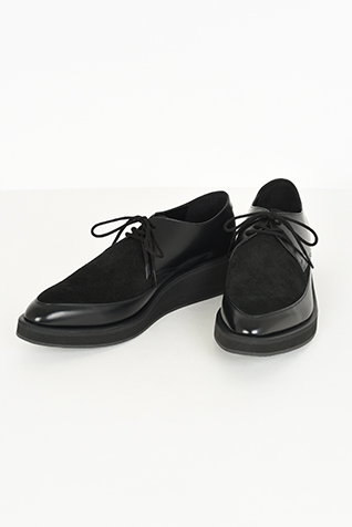 U-TIP SHOES