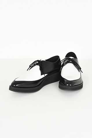 U-TIP SHOES
