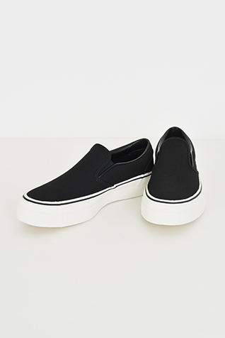 CANVAS SLIP-ON