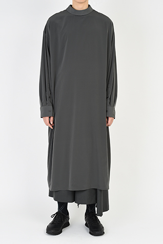 BACK-FRONT
LONG SHIRT
