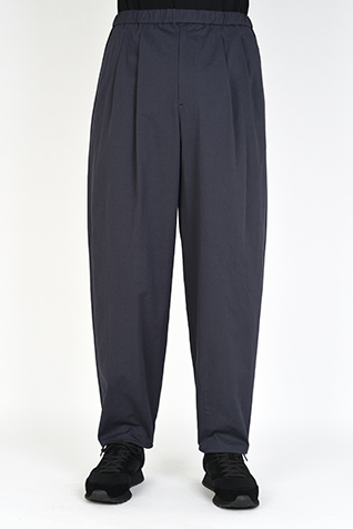 2TUCK TAPERED
WIDE PANTS