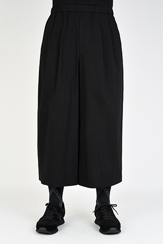 2TUCK CROPPED
WIDE PANTS
