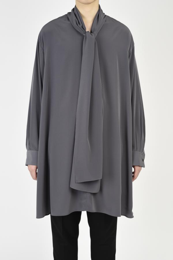 <span class="restock">再入荷</span>
BOW COLLAR
PULLOVER SHIRT