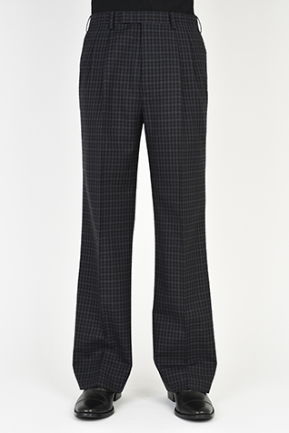 2TUCK SLIM
FLARE SLACKS