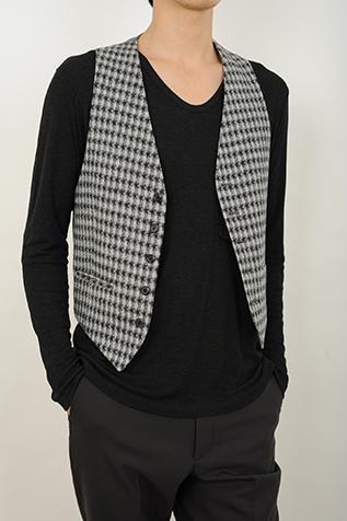 VEST