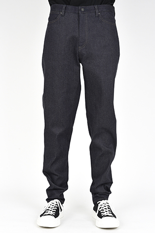 TAPERED SLIM PANTS