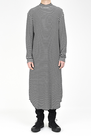 HIGH NECK
LONG T-SHIRT