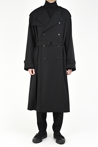 COLLARLESS
TRENCH COAT