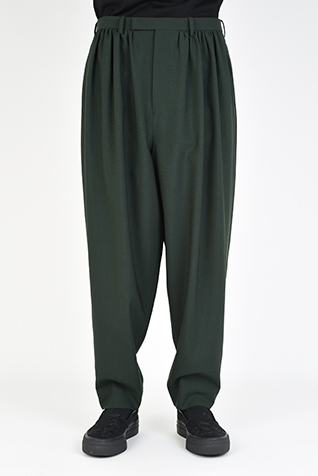 GATHER
TAPERED SLACKS