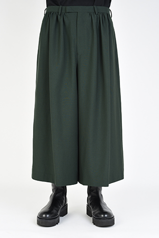 GATHER CROPPED
WIDE SLACKS