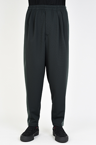 2TUCK TAPERED
WIDE PANTS