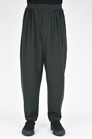 GATHER
TAPERED PANTS