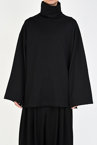 HIGH NECK
SUPER BIG T-SHIRT