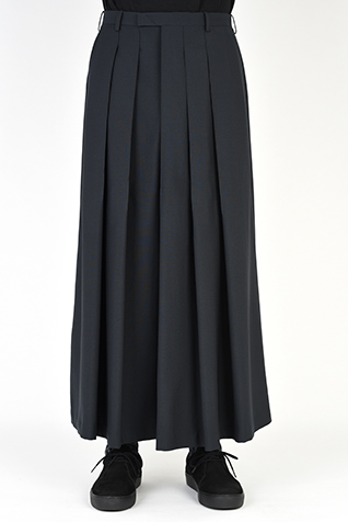 2TUCK CROPPED
WIDE SLACKS