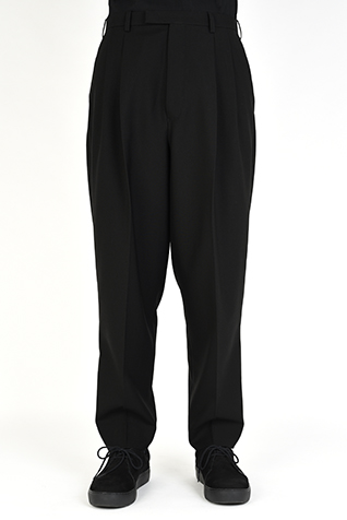 2TUCK TAPERED
WIDE SLACKS