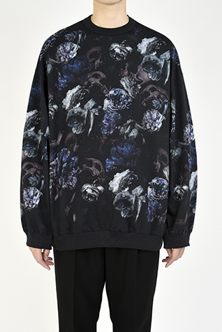 CREW NECK
BIG PULLOVER