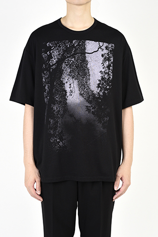 BIG T-SHIRT