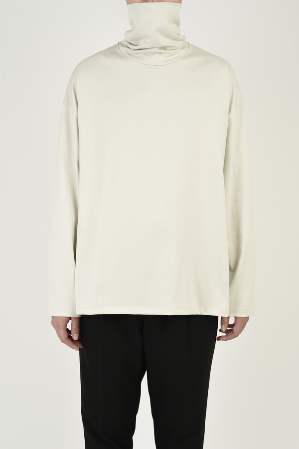 HIGH NECK
SUPER BIG T-SHIRT