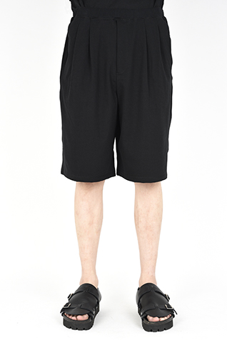 2TUCK WIDE
SHORT PANTS