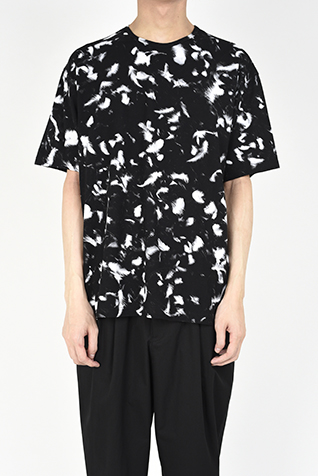 BIG T-SHIRT