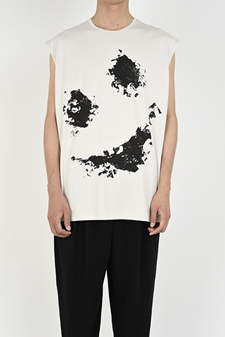 SLEEVELESS
BIG T-SHIRT