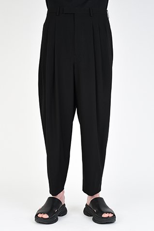 3TUCK CROPPED
SLACKS