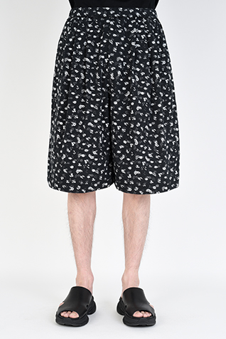 3TUCK BALLOON
SHORTS