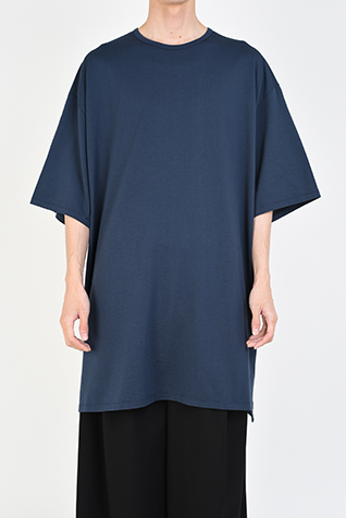 SUPER BIG
LONG T-SHIRT
