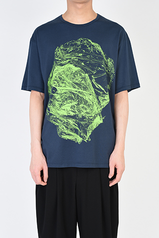 BIG T-SHIRT