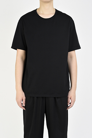 U-NECK T-SHIRT