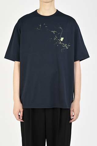BIG T-SHIRT