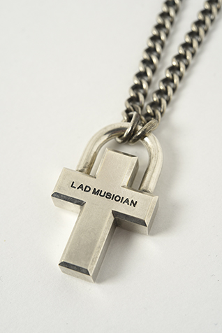 PADLOCK CROSS
NECKLACE