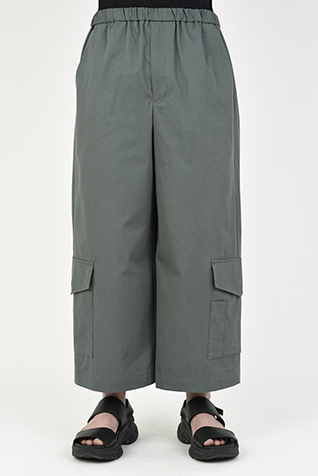 CROPPED WIDE
CARGO PANTS