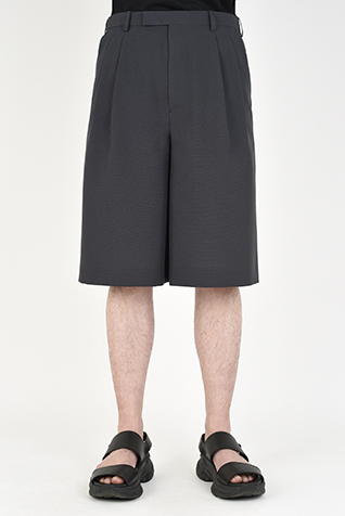 TROPICAL
2TUCK WIDE
SHORT PANTS